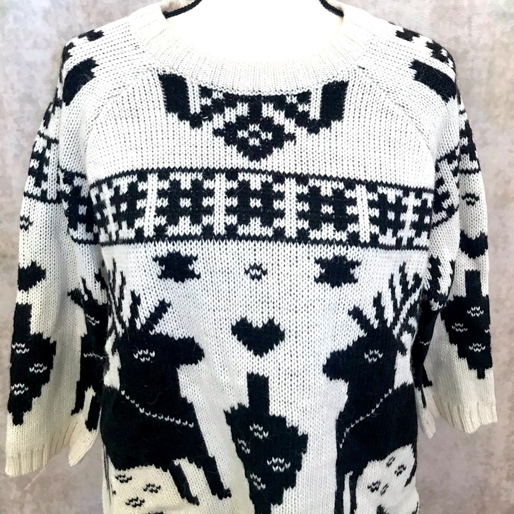NWT Ugly Christmas Sweater, size M